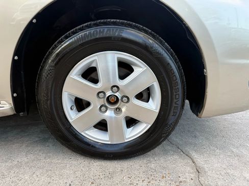 Used 2004 Toyota Sienna XLE Limited image 27