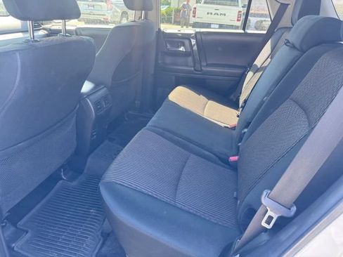 Used 2018 Toyota 4Runner TRD Off-Road AWD/4WD image 18