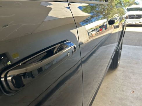 New 2023 RAM 2500 Limited image 19