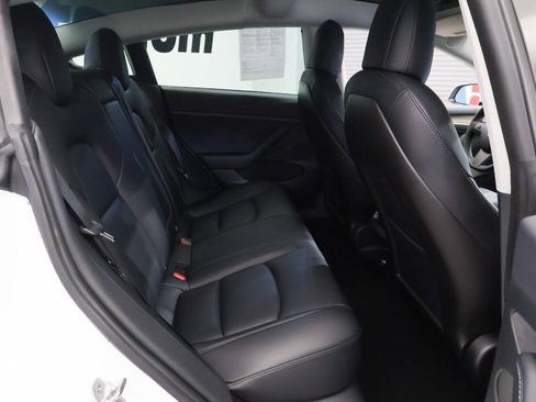 Used 2021 Tesla Model 3 Long Range AWD/4WD image 18