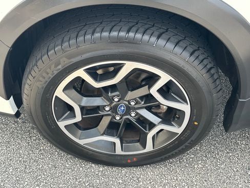 Used 2017 Subaru Crosstrek 2.0i Premium AWD/4WD image 7