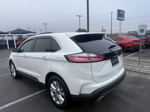 Used 2022 Ford Edge Titanium w/ Equipment Group 301A image 5