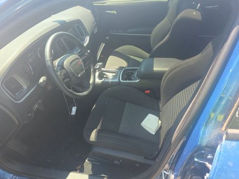 Used 2022 Dodge Charger Scat Pack RWD image 9