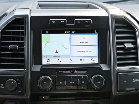 Used 2018 Ford F150 XLT w/ Equipment Group 302A Luxury image 32