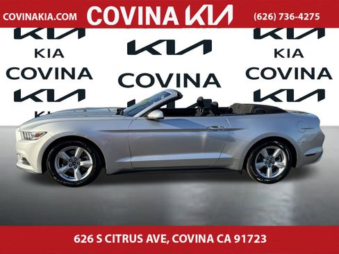 Used 2017 Ford Mustang Convertible image 5