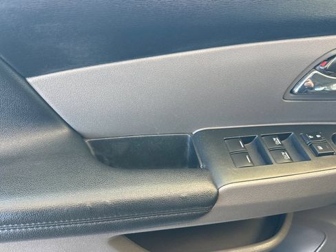 Used 2015 Honda Odyssey Touring image 11