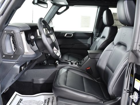 New 2026 Ford Bronco Outer Banks AWD/4WD image 6