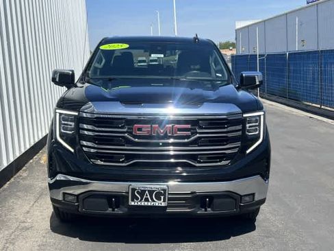 Used 2025 GMC Sierra 1500 SLT AWD/4WD image 2