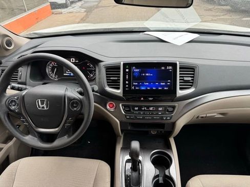 Used 2016 Honda Pilot EX image 18