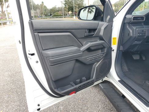 Used 2024 Toyota Tacoma SR image 12