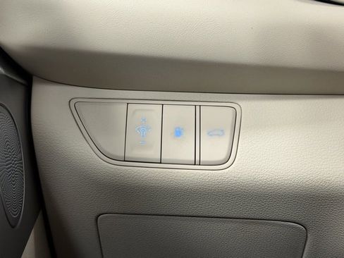 New 2026 Genesis G70 2.5T Prestige image 13