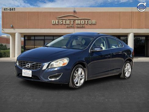 Used 2013 Volvo S60 T5 image 1