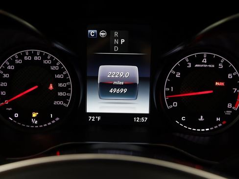 Used 2019 Mercedes-Benz GLC 63 AMG 4MATIC image 24