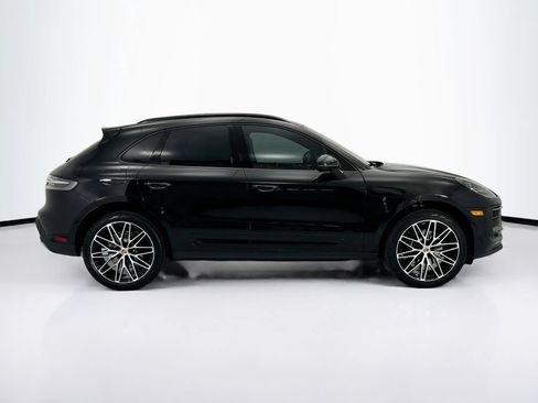 Used 2026 Porsche Macan AWD/4WD image 8