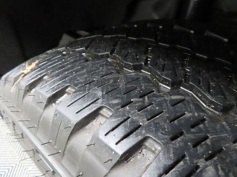 Used 2025 Ford F250 Platinum image 7