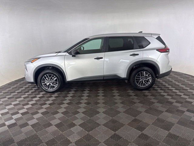 Certified 2024 Nissan Rogue S AWD/4WD image 8