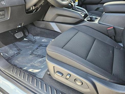 New 2026 GMC Canyon Elevation w/ Convenience Package RWD image 4