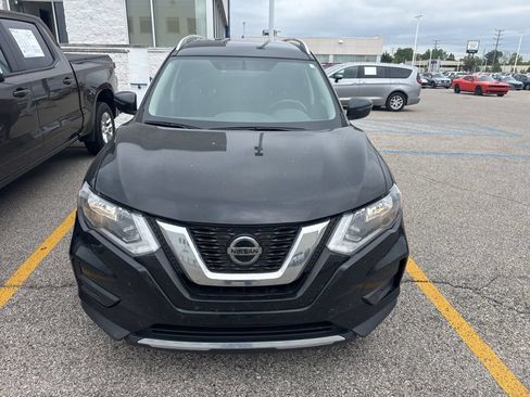 Used 2018 Nissan Rogue SV AWD/4WD image 2