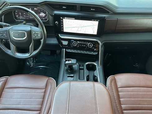 Used 2024 GMC Sierra 1500 Denali Ultimate image 15