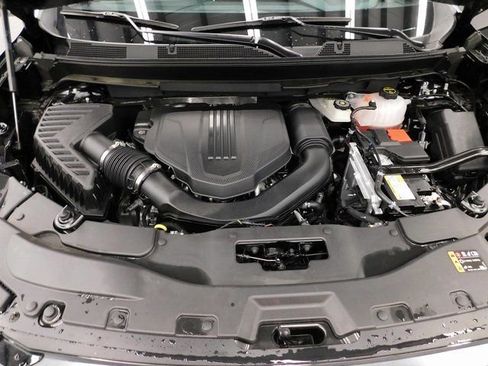 Used 2025 GMC Acadia AT4 w/ LPO, Floor Liner Package image 58