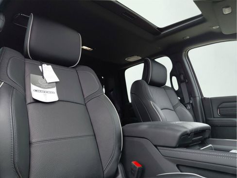 New 2026 RAM 2500 Limited image 15