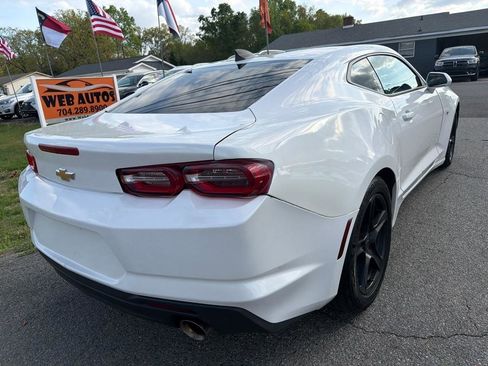 Used 2020 Chevrolet Camaro LT image 8