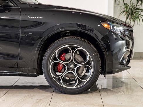 New 2025 Alfa Romeo Stelvio Sprint image 10