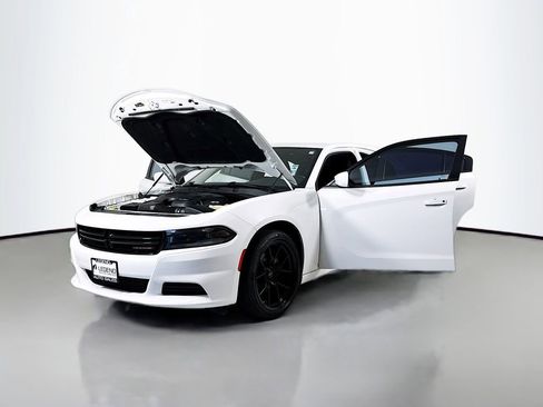 Used 2022 Dodge Charger SXT RWD image 13