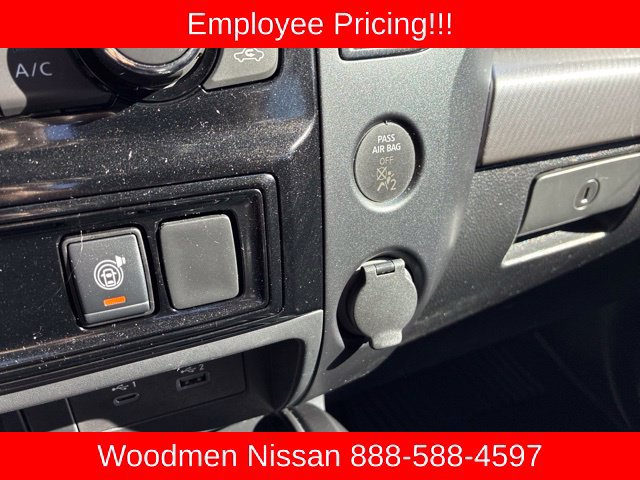 Used 2021 Nissan Titan PRO-4X w/ Pro-4x Utility Package AWD/4WD image 35