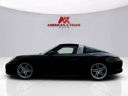 Used 2019 Porsche 911 Targa 4 image 2