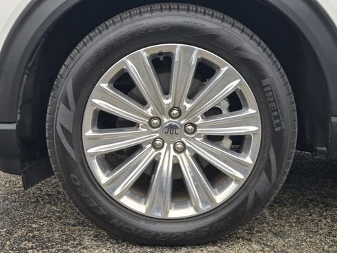 Certified 2023 Ford Explorer King Ranch w/ Technology Package image 10