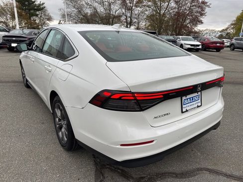 Used 2024 Honda Accord EX image 4