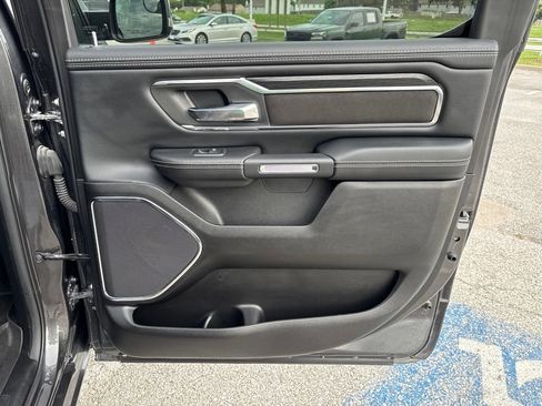 Used 2024 RAM 1500 Laramie AWD/4WD image 17
