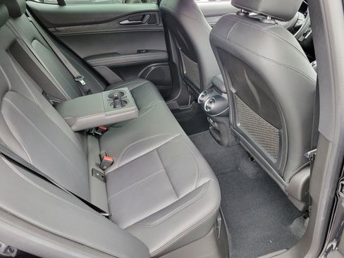 Used 2024 Alfa Romeo Stelvio Sprint RWD image 19
