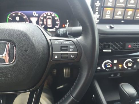 Used 2023 Honda Accord Sport image 14