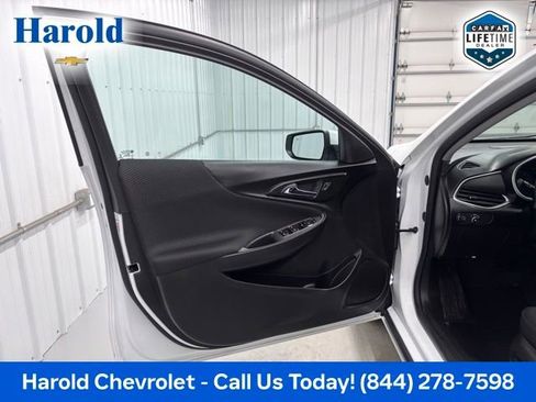 Used 2024 Chevrolet Malibu LT w/ Sport Edition FWD image 14