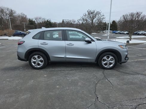 Certified 2023 Honda HR-V LX image 8