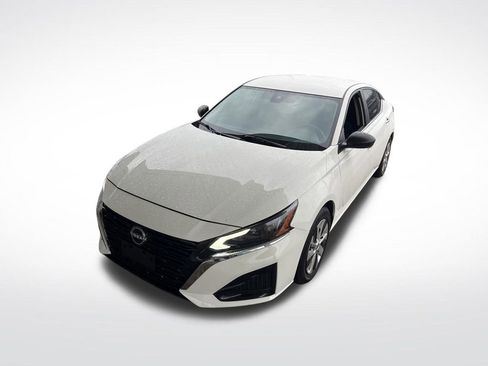Certified 2024 Nissan Altima 2.5 S FWD image 31