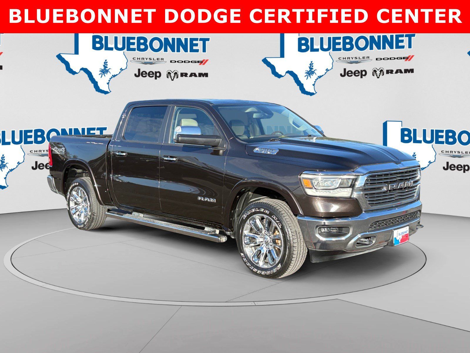 Used 2019 RAM 1500 Laramie w/ Off Road Group AWD/4WD image 3