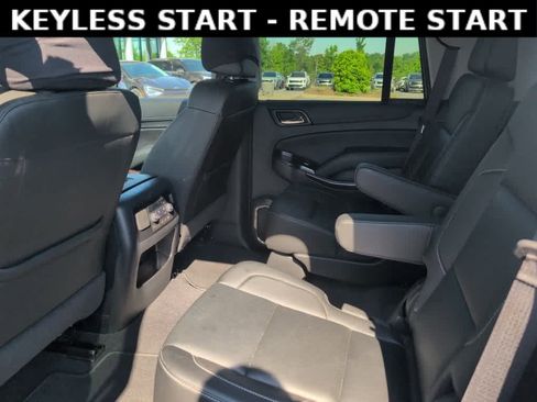 Used 2020 GMC Yukon SLT w/ Premium Edition RWD image 8