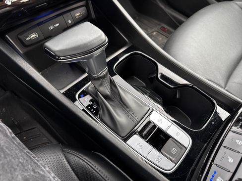 Used 2023 Hyundai Santa Cruz Limited image 25