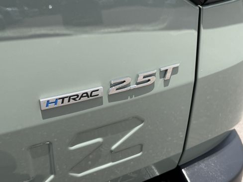 Used 2025 Hyundai Santa Cruz Limited AWD/4WD image 13