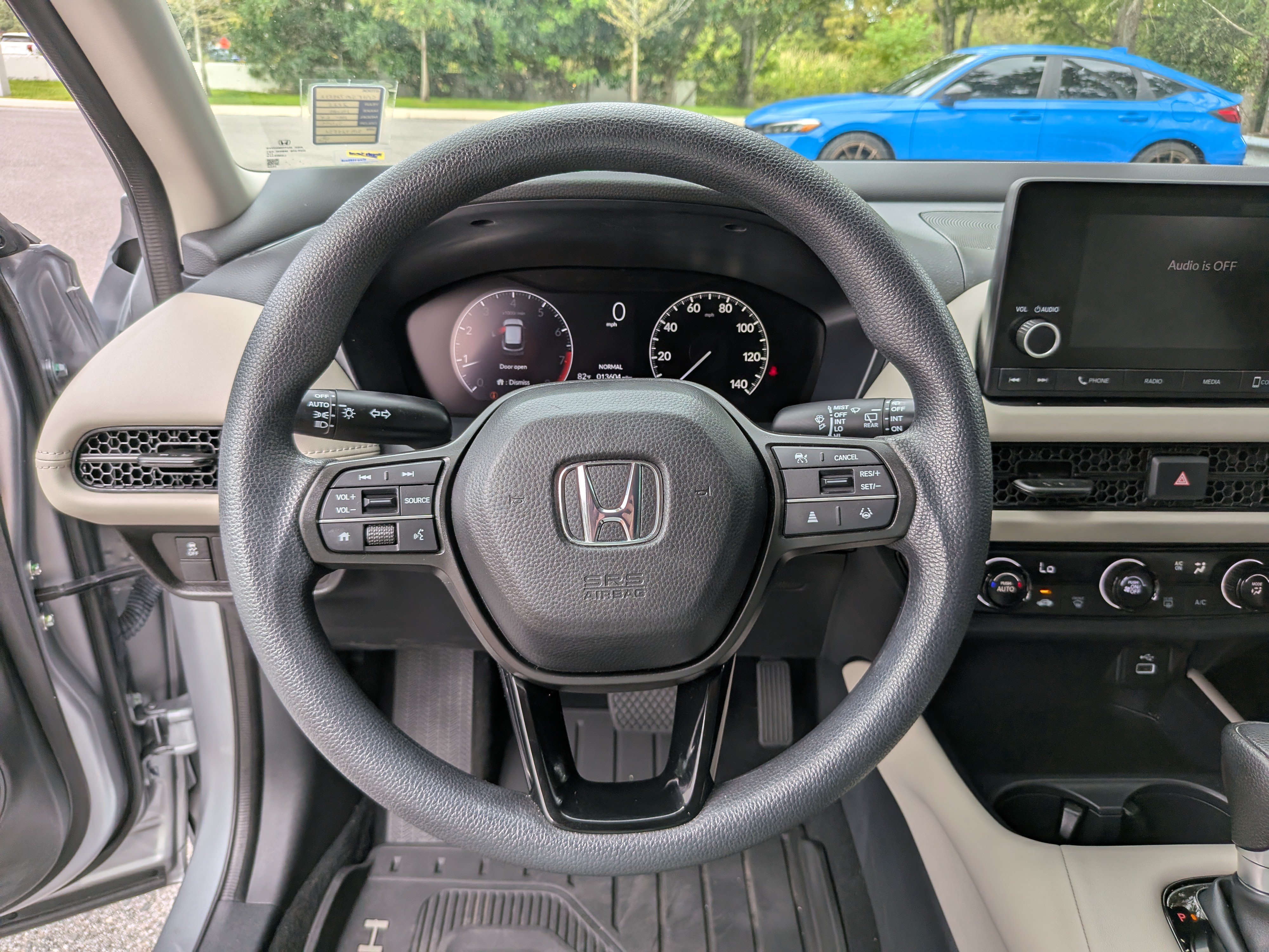 Certified 2025 Honda HR-V LX image 30