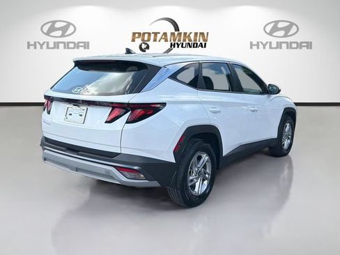 Certified 2025 Hyundai Tucson SE FWD image 5