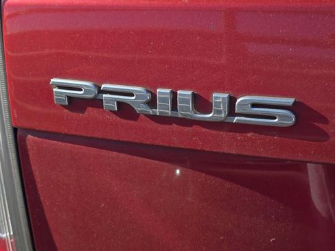 Used 2013 Toyota Prius Five FWD image 4