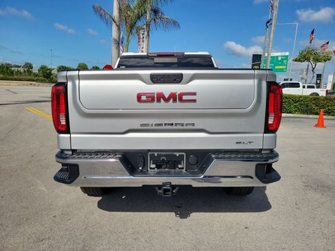Used 2020 GMC Sierra 1500 SLT w/ SLT Premium Package RWD image 6