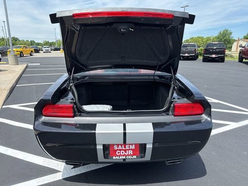 Used 2014 Dodge Challenger SRT8 w/ Harman/Kardon Audio Group RWD image 8
