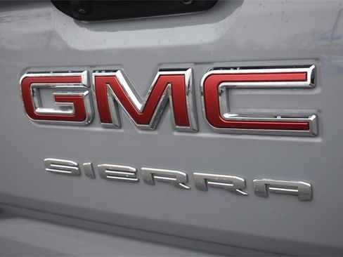 Used 2024 GMC Sierra 1500 Pro w/ Graphite Edition image 16