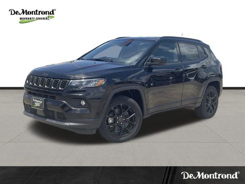 New 2025 Jeep Compass Latitude w/ Altitude Special Edition image 1