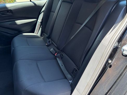 Used 2025 Toyota Corolla LE FWD image 65